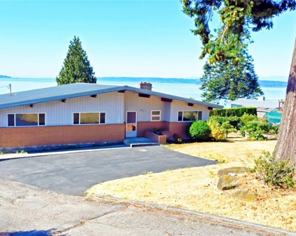 404 Priest Point Drive NW, Tulalip