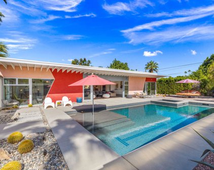 570 Desert Way, Palm Springs