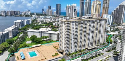 231 174th St Unit #817, Sunny Isles Beach