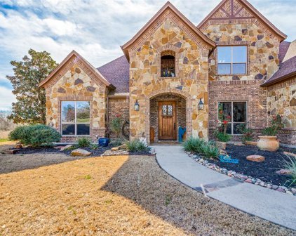 4312 Tapatio Springs  Road, Fort Worth