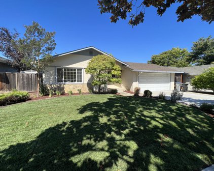 2237 Wren Way, Campbell