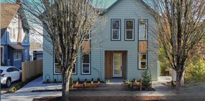 5324 SE MILWAUKIE AVE, Portland