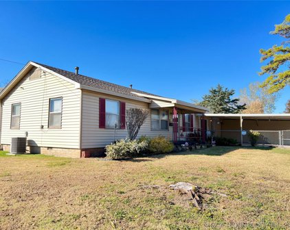 1110 W 16th Street, Sulphur