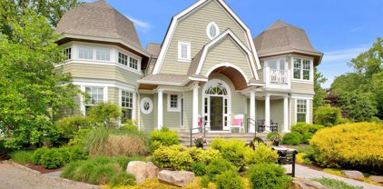 6 Hull Ave, Annapolis