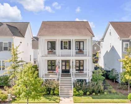 1621 Oak Leaf Street, Daniel Island