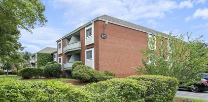 121 Cluff Crossing Road Unit #8 (Also Referred to as #308), Salem