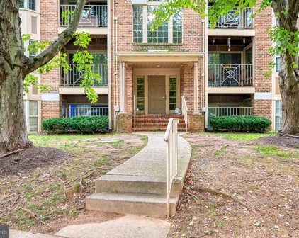 201 Star Pointe Ct Unit #2B, Abingdon
