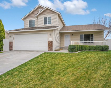 7816 Three Rivers Dr, Pasco