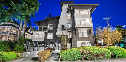 118 W 22nd Street Unit 302, North Vancouver