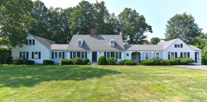 169 Washington Street, Wellesley