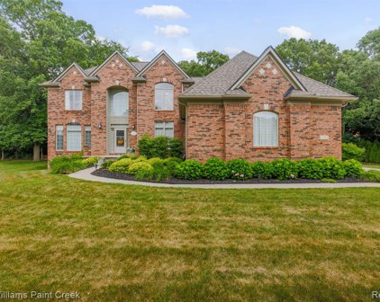 3308 PARAMOUNT, Auburn Hills