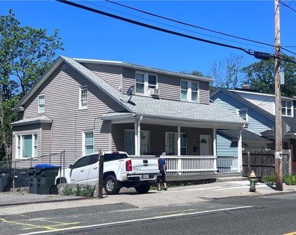 736 Manton  Avenue, Providence