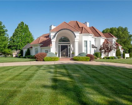 904 SW Trailridge Drive, Lee's Summit