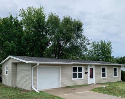 602 E McKissock Street, Knob Noster