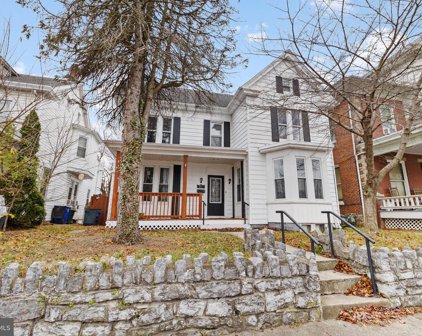 31 Wayside Ave, Hagerstown