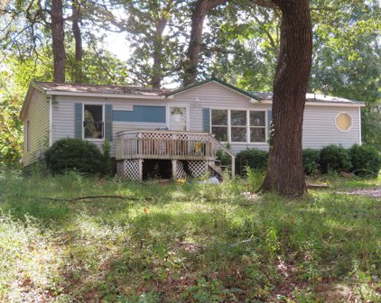 916 Hilltop Ct, Clarksville