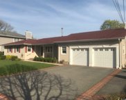 31 East Street, Syosset image