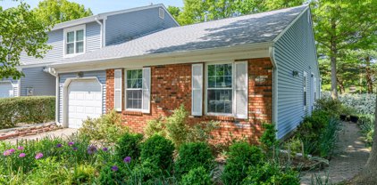 75 Oak Lane, Eatontown