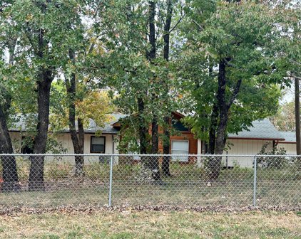 4409 Chickasaw, Sulphur