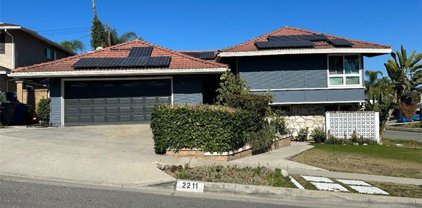 2211 Woodmere CIR, La Habra