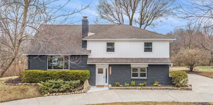 9736 State Line Road, Leawood