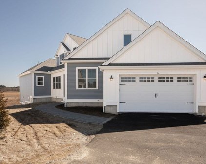 10 Metacomet Road Unit #10, West Bridgewater