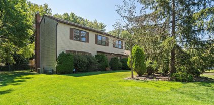 25 Village Drive, Matawan