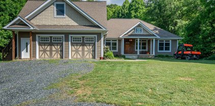 2870 Chestnut Hill Road, Crumpler