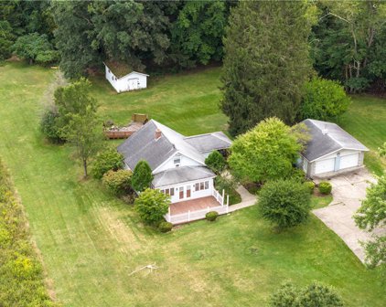1991 Saxonburg Blvd, West Deer