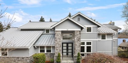 9519 SE 71st Street, Mercer Island