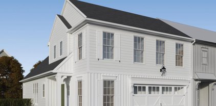 1323 Arlington Way, Mechanicsburg