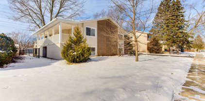 6426 Macarthur Drive, Woodridge
