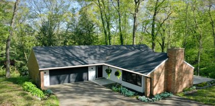 1600 Signal Point Drive, Niles