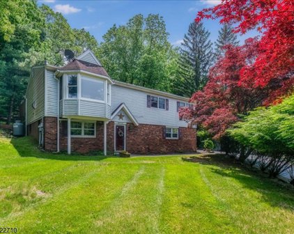 21 Warren Ct, Sparta Twp.