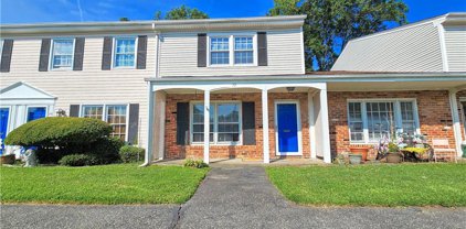 72 Towne Square Drive, Newport News South