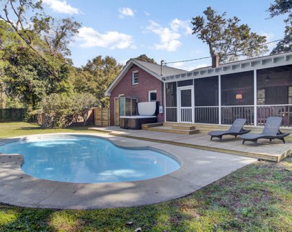 1170 Rifle Range Road, Mount Pleasant