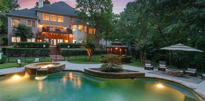 8696 River Bluff Lane, Roswell