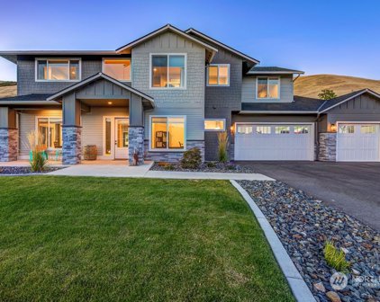 173 Diede Hills Lane, Wenatchee