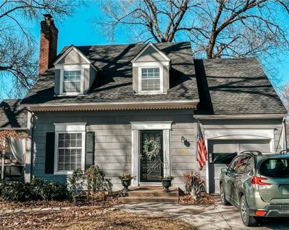 5538 Roe Avenue, Roeland Park