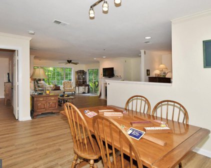 20408 Shore Harbour Dr Unit #5-B, Germantown