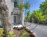 8 Coventry Way Unit 19B, Wilton Manors image