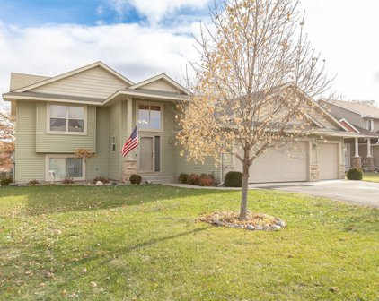 717 Farmers Way, Belle Plaine