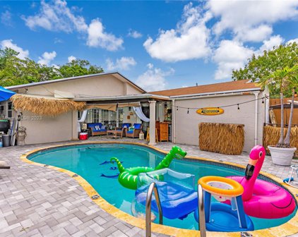 12066 Sw 210th Ter, Miami