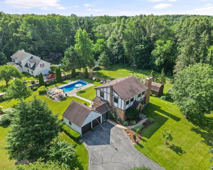 52034 Hickory Road, Granger