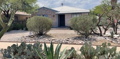 2100 E 10th, Tucson