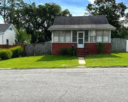 227 Dale Rd, Pasadena