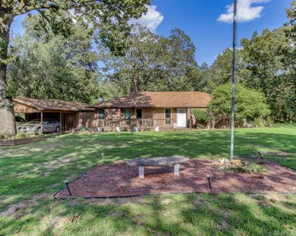 279 Country Oaks, Malvern