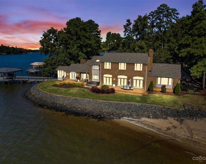 9 Sandy Cove  Road, Lake Wylie