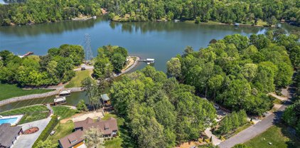 6730 Waterfront  Drive, Hickory