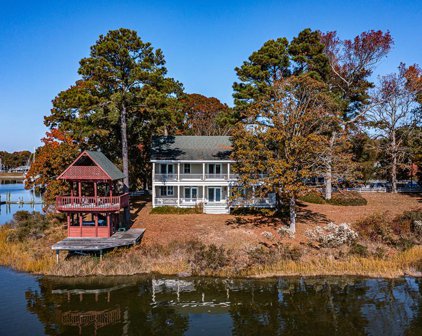 722 Buzzard Point Road, Reedville